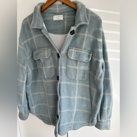 Z Supply Womens Tucker Shirt Jacket in Blue - Picture 2 of 2